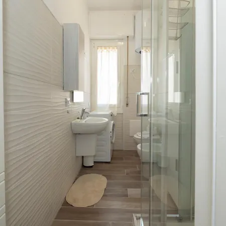 I-host - Gressoney 6 Apartament *